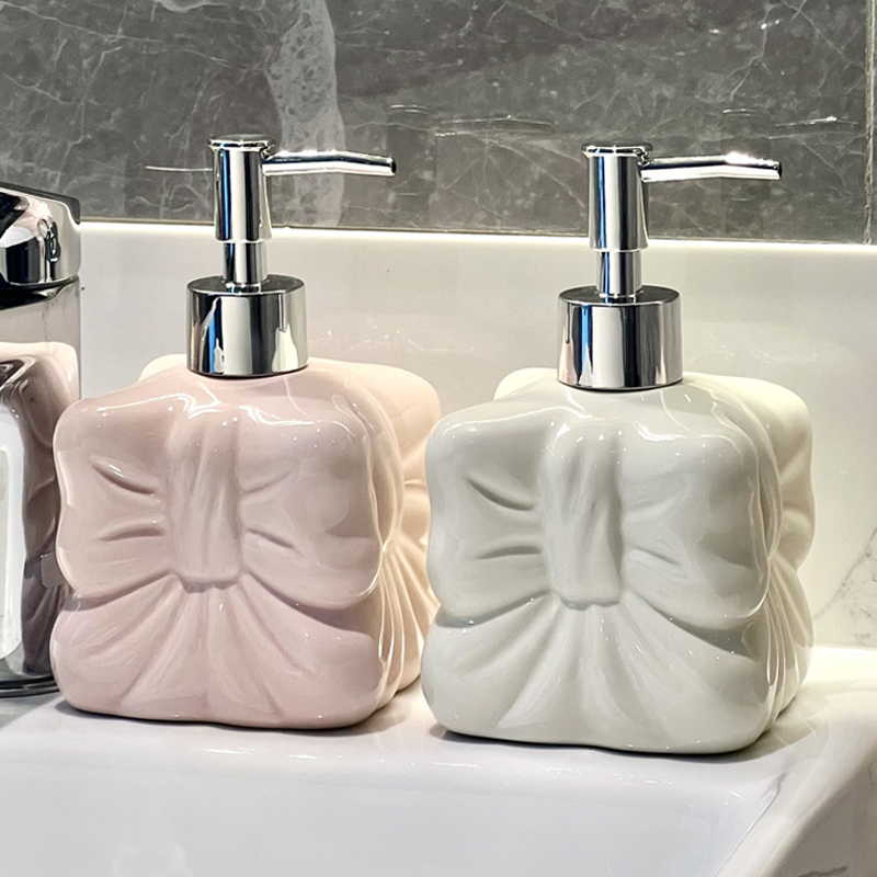 لطيف القوس الصحافة فصل زجاجة ا - مراجعة Soap Making Jug وسعره